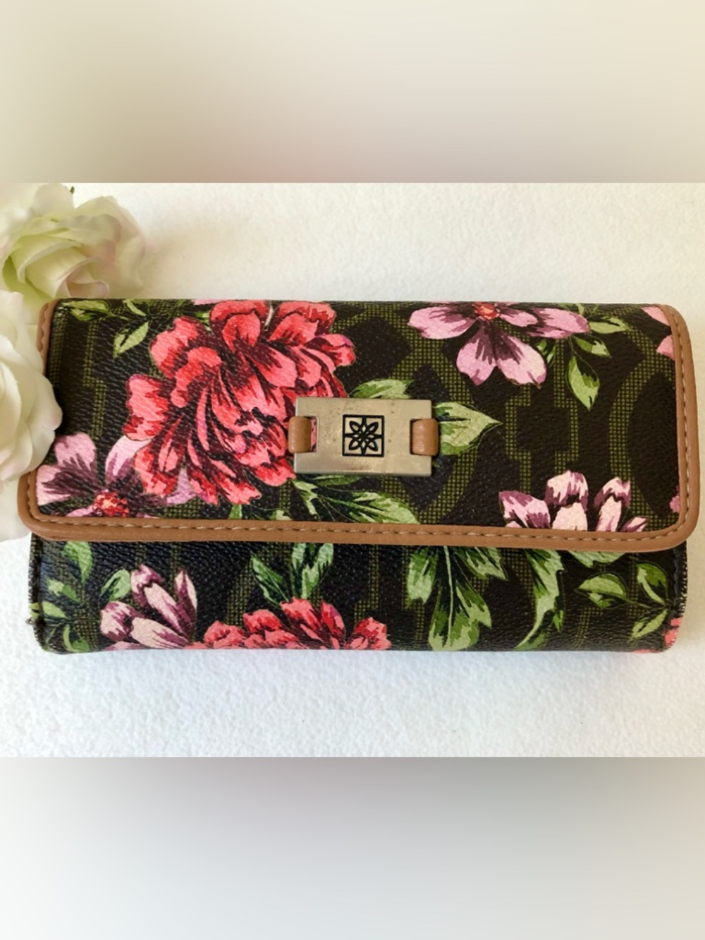 🌸 New Jeun Bang Beautiful Brown Floral Wallet